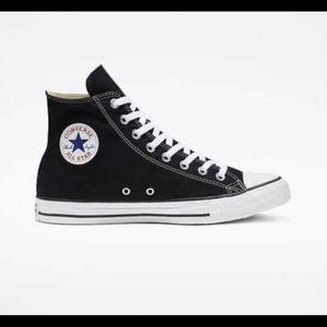Black converse!!🖤🤍 brand new!